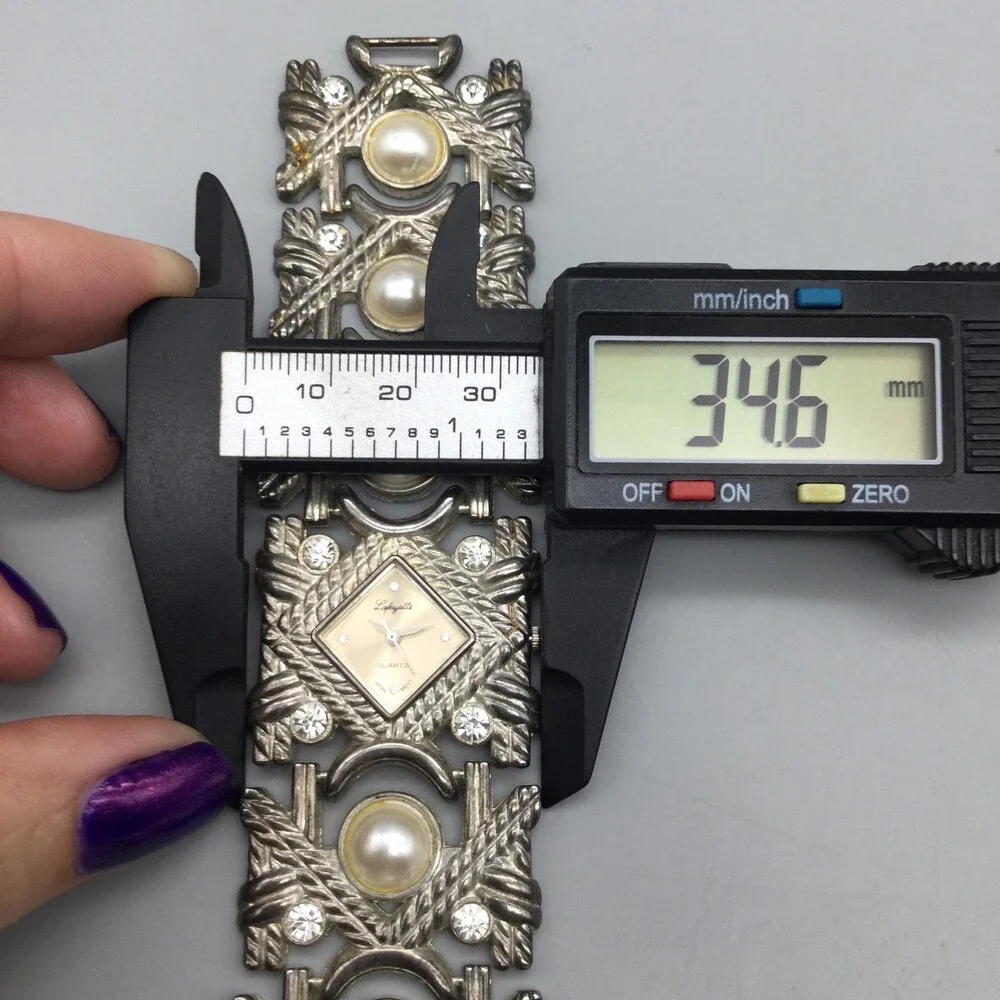 Lafayette Womens Watch 35mm Silver Tone Faux Pearl Crystals New Battery 6.25